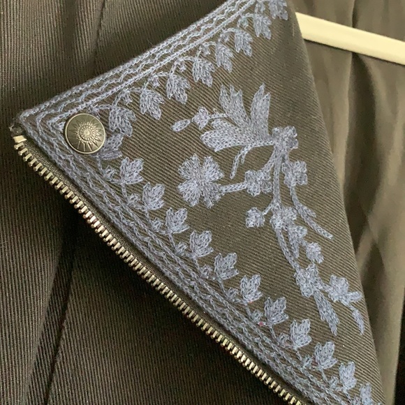 Luxury designer Marchesa Voyager Embroidered Moto - Picture 10 of 15